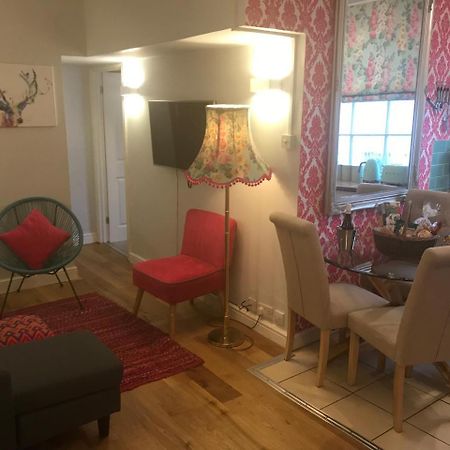 2 Bed, Ground Floor Bijou Georgian City Apartment Bath Exteriér fotografie